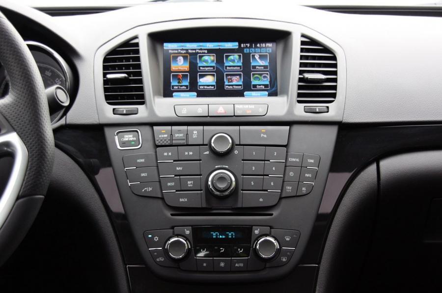  Buick Regal GS 2012 года  (фото 21 из 90)